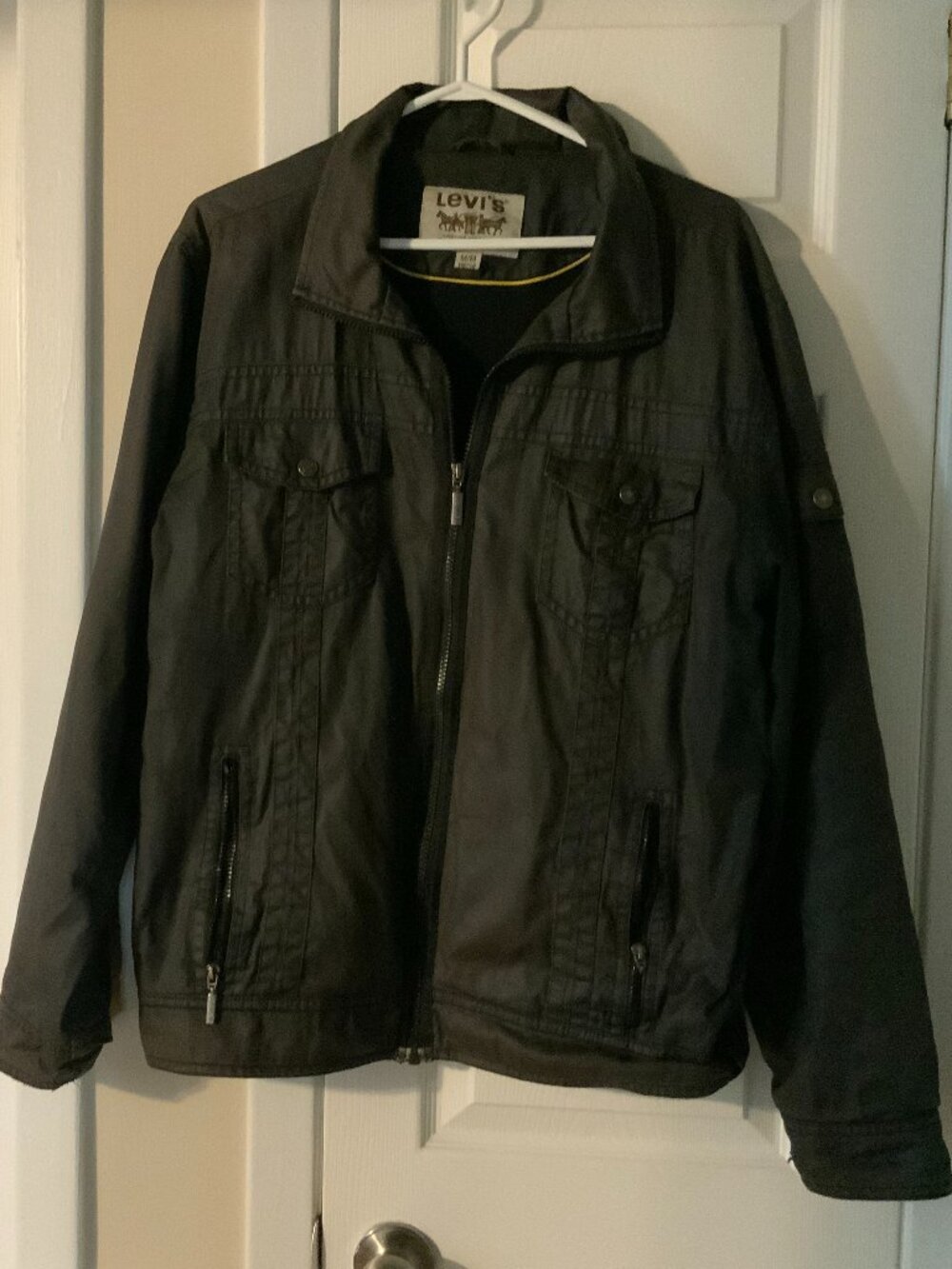 MEN'S LEVI BLACK BOMBER JACKET SIZE M